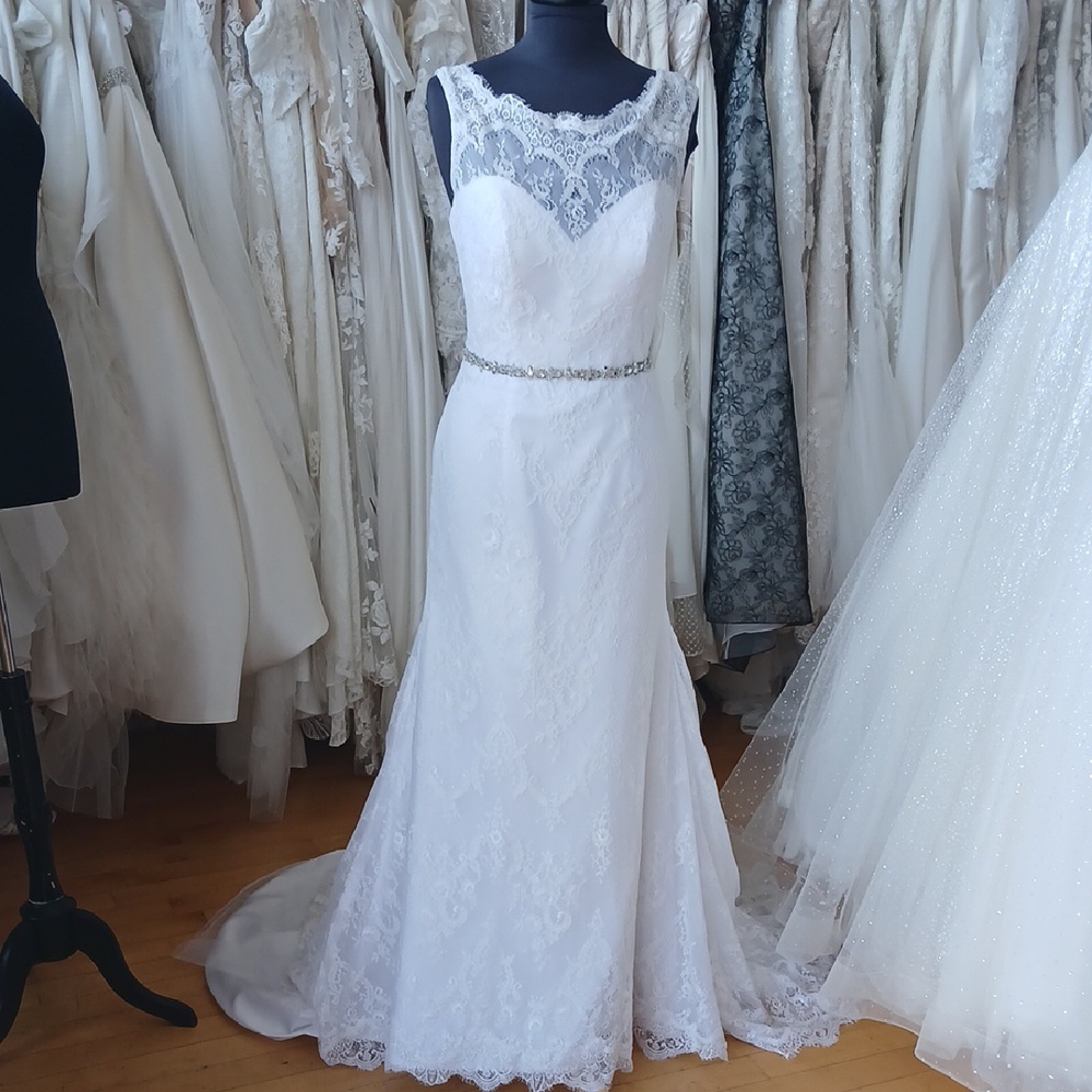 Lace Low Back Wedding Dress